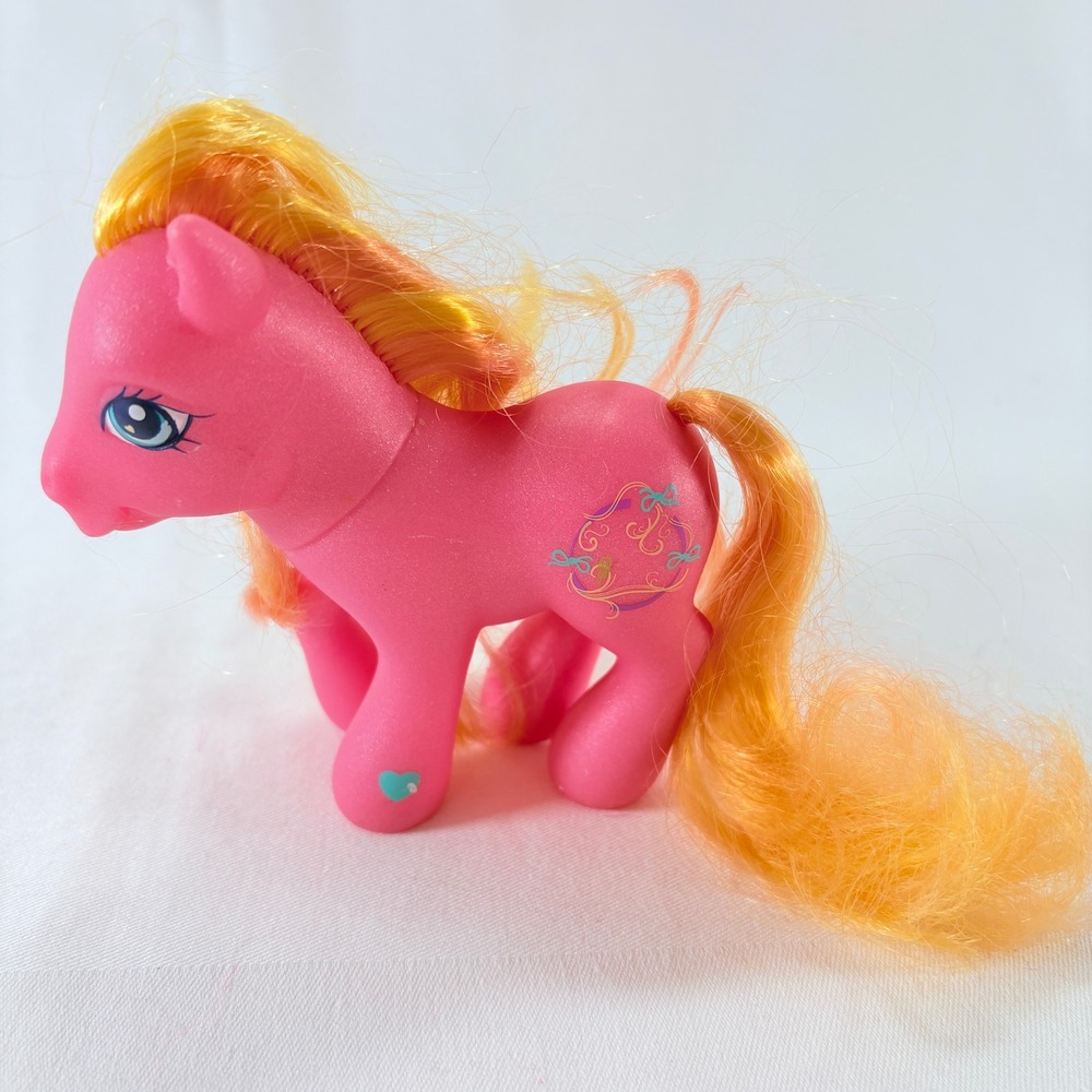 Vintage Hasbro 2002 My Little Pony G3 Amberlocks Pink Yellow Hair Blue Eyes